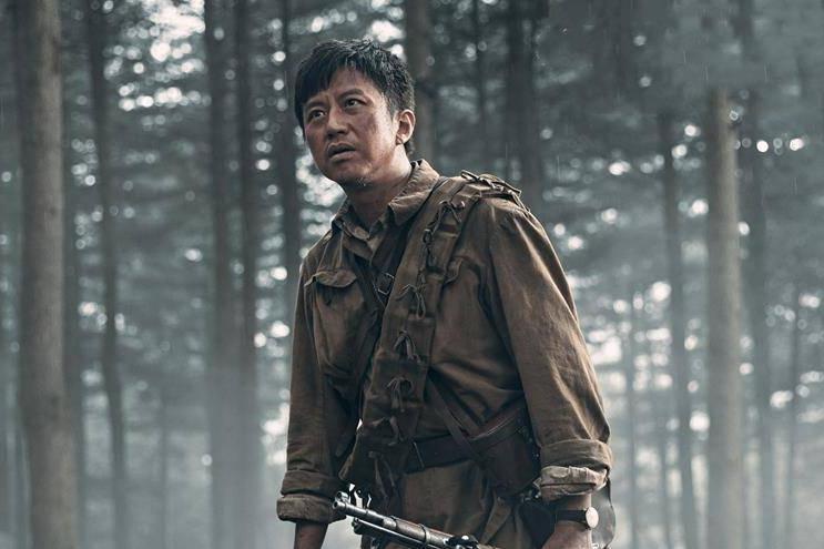 影片中的捏造故事,是艺术品的创作本质,从而实现“自然”