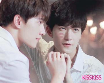 胡茬男口红,胡茬男星