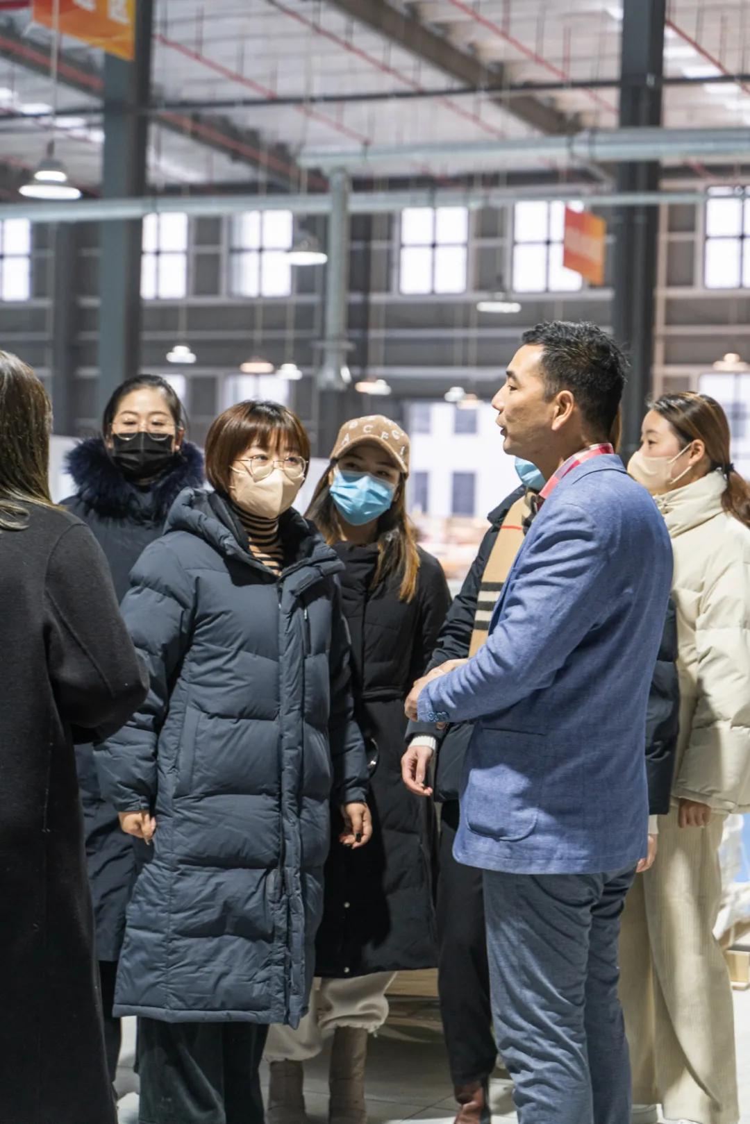 2022飞墨定制工厂全面升级！设计+施工+定制，不断完善家居模式