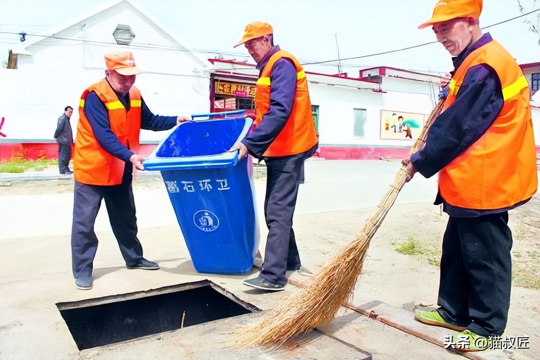 怪事：小伙为了替父亲和自己吹的牛圆谎，竟然租下北京的别墅