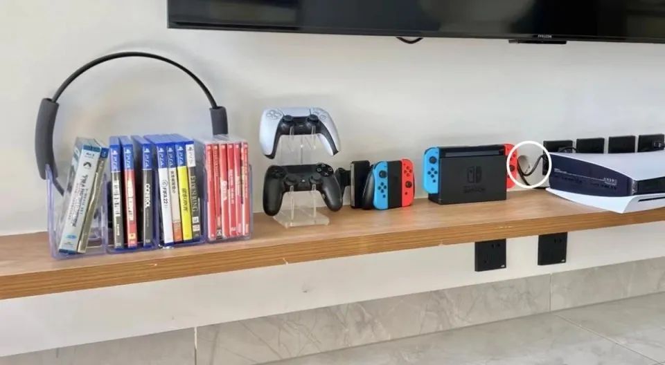 客厅路由器机顶盒线路怎么隐藏,路由器机顶盒电源线杂乱整理