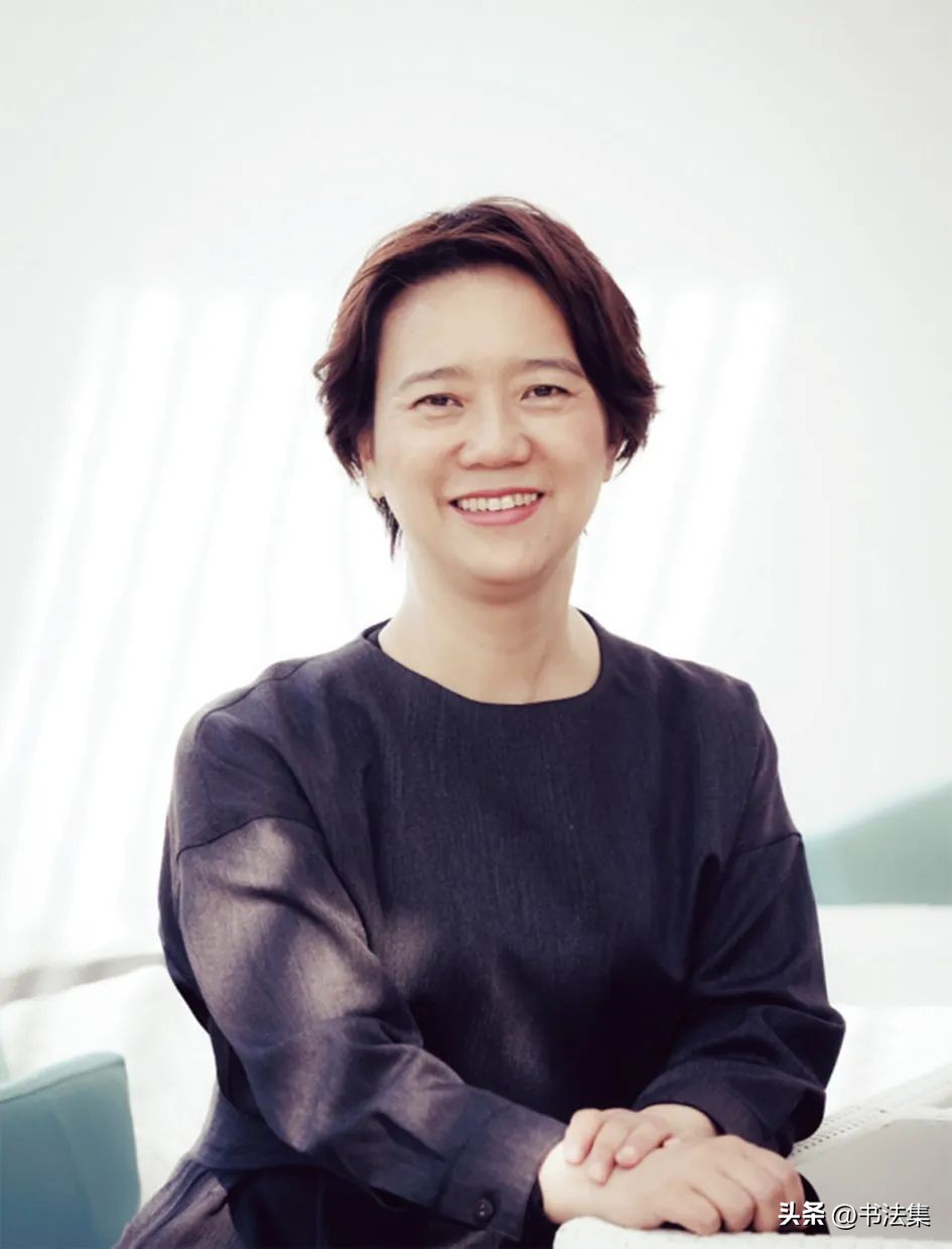 百卉争春——中国书协第八届女书家委员会委员作品选刊