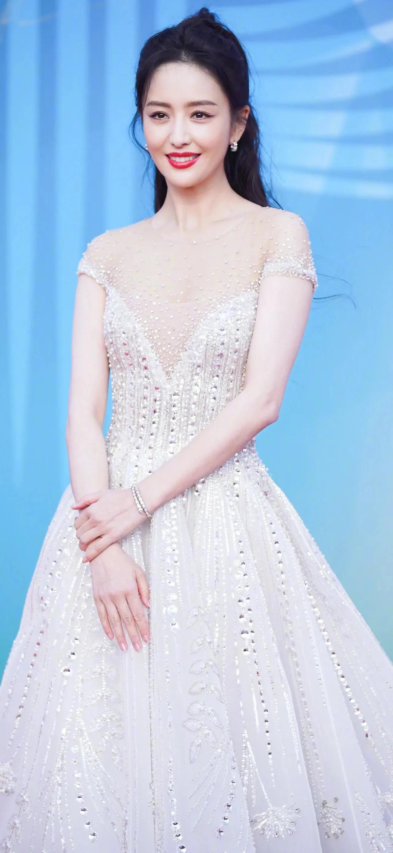 佟丽娅大唐战舞高清壁纸,佟丽娅高清女机长壁纸