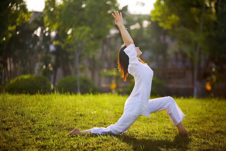 桥本甲状腺炎中医解释,中医对桥本氏甲状腺炎的认识
