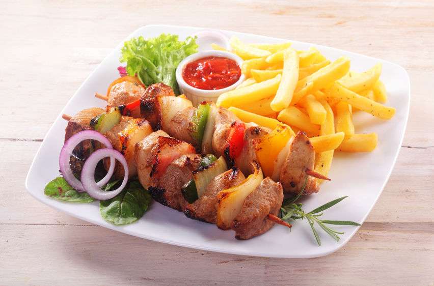 毛囊炎患者，要尽量避免吃这5类食物，毛囊炎才不会反复发作