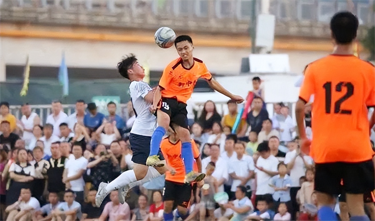 贵州村超联赛双方打架,直击贵州“村超”足球之夜