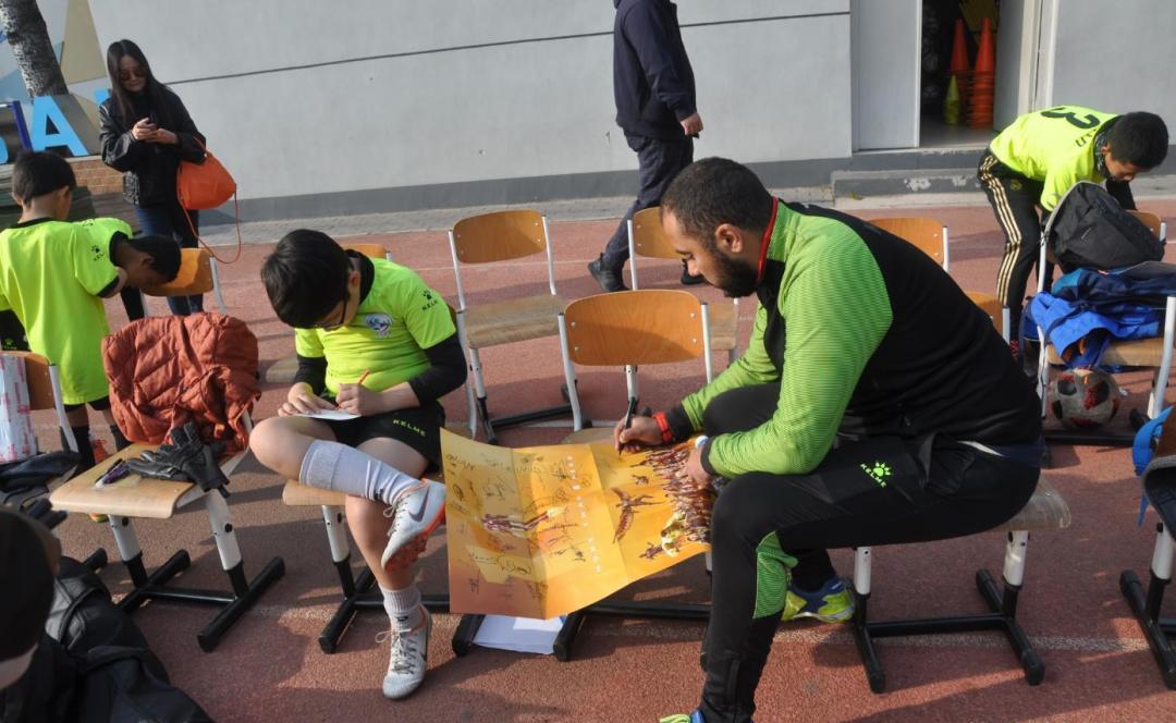 北京华誉外交官夏令营,华誉篮球夏令营