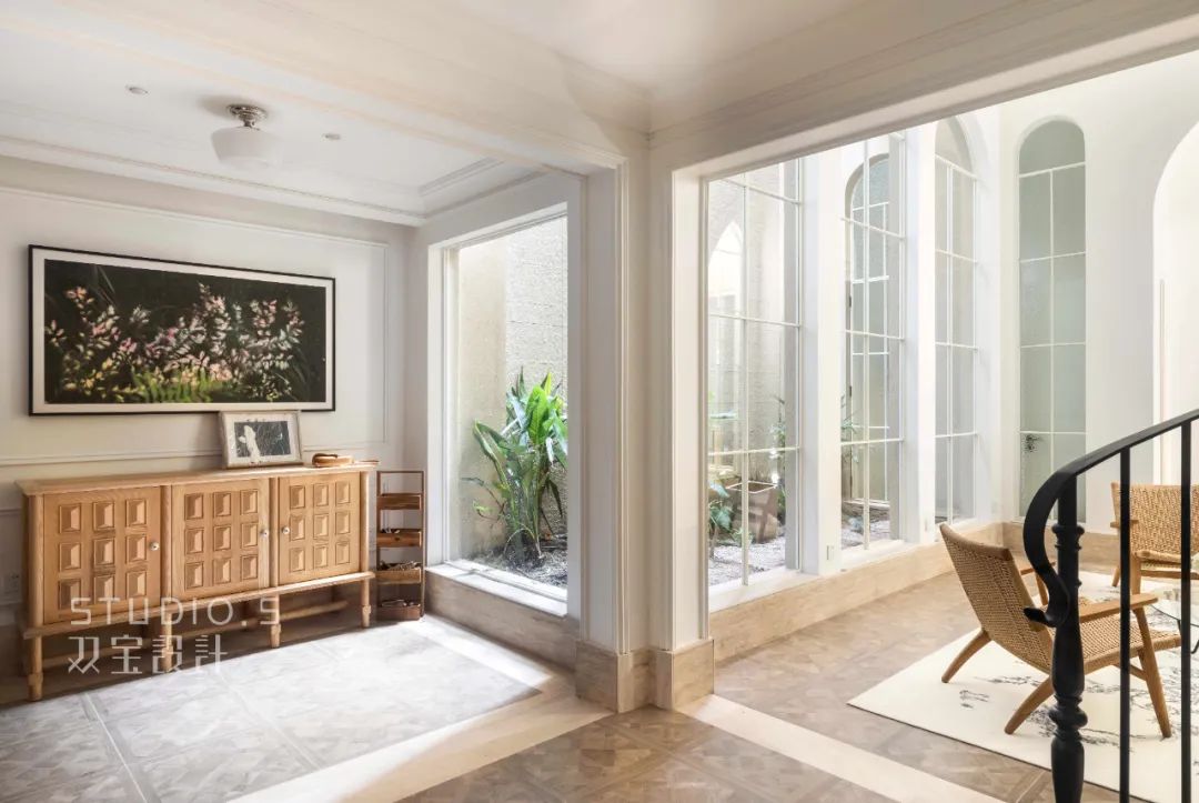 欧式别墅的院子怎么装修,欧式风格房子怎么改成简约风格