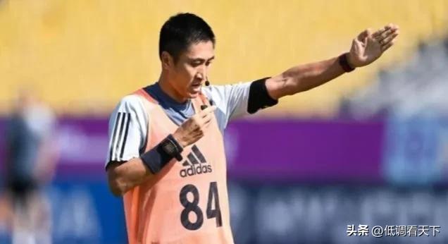 中国裁判马宁失误,中国裁判员马宁世界杯
