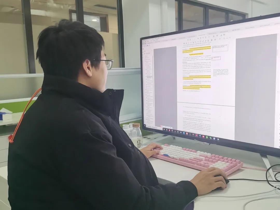 华为天才少年专科人生逆袭,逆袭从穷变富