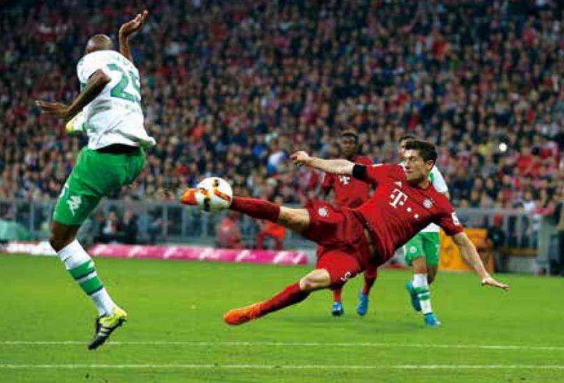 那些年我们一起追过的球星,球员评价莱万多夫斯基9分钟5球