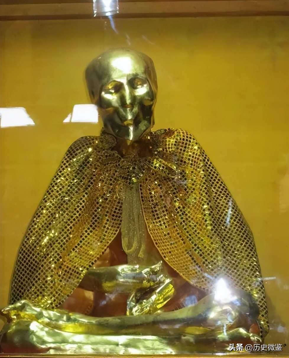 九华山尼姑被害,九华山尼姑死后坐缸三年