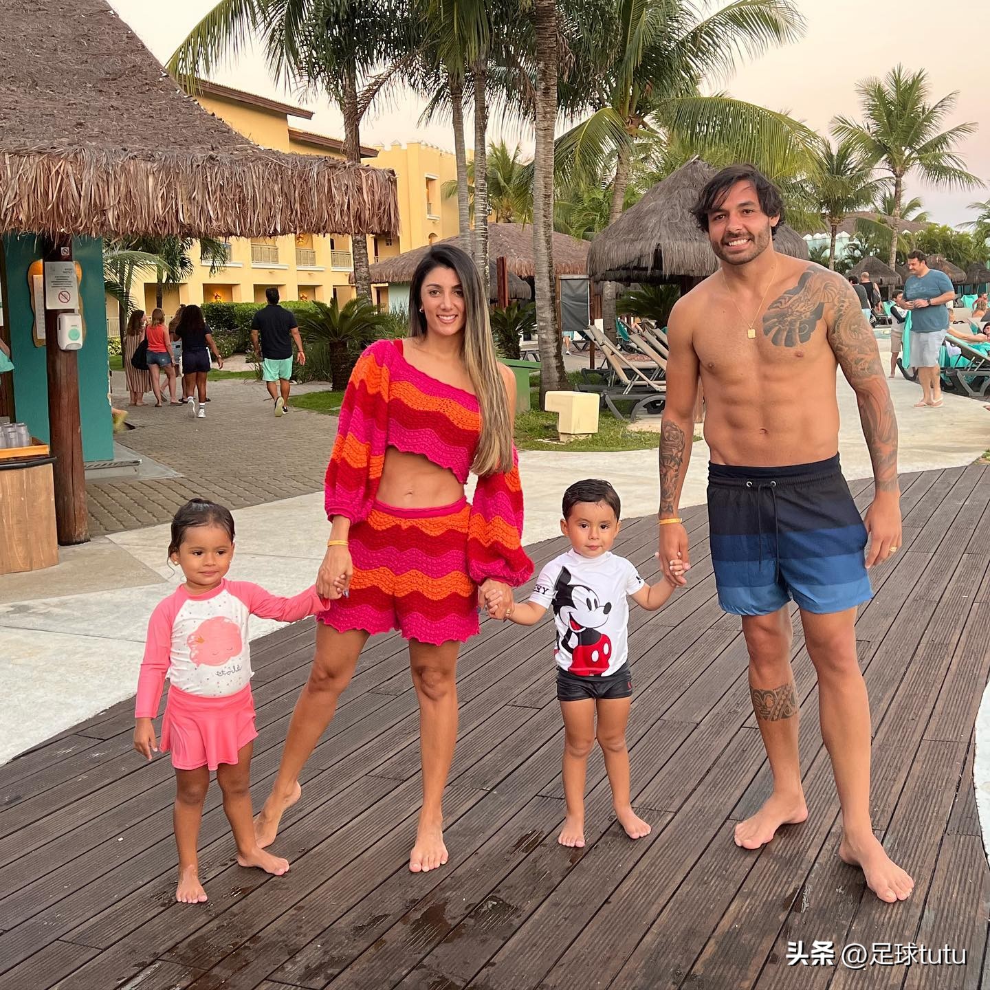 小学生才做选择下一句,小孩才做选择成年人全都要