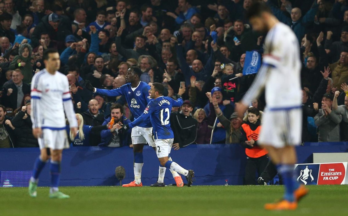 切尔西输给今年俱乐部最惨的一次,10-11赛季切尔西欧冠