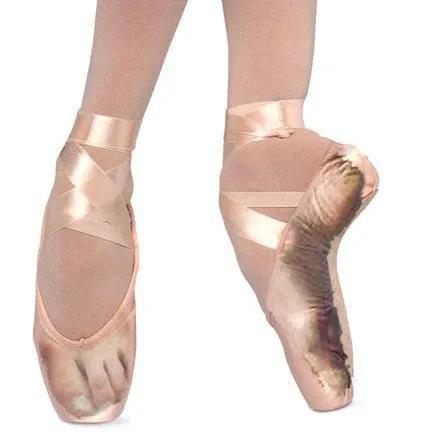 芭蕾舞者穿足尖鞋,足尖鞋是怎样帮助芭蕾舞者的