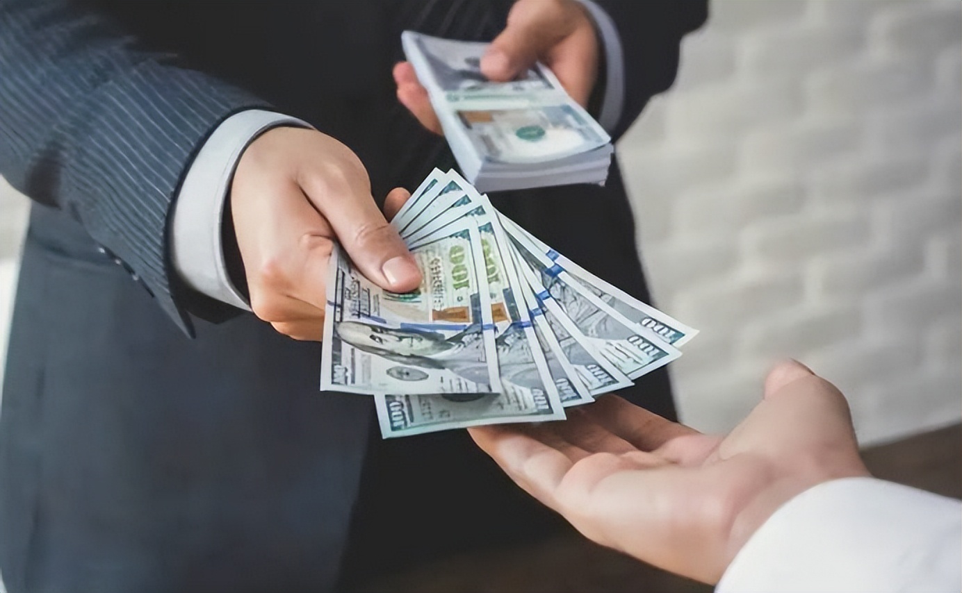 美女老板俞优静：卷走1.5亿逃往非洲，只因弟弟嗜赌如命？终覆灭