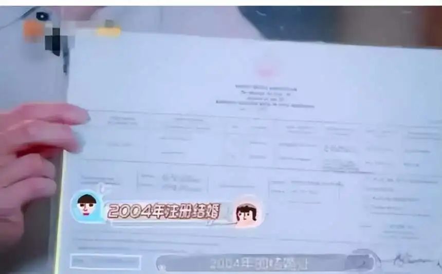 炎亚纶，*底卧**娱乐圈18年的「强奸犯」