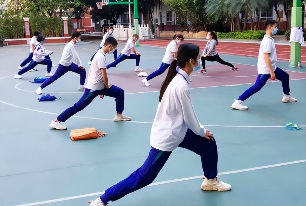 体育课女生行为,体育课上奇葩行为