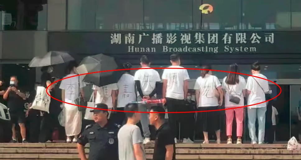 明星代言出现负面事件需要赔偿吗,近三年明星代言失败案例