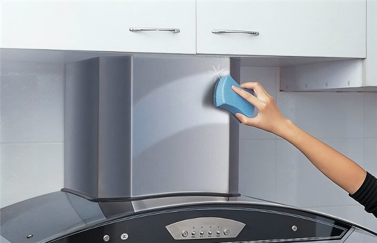 方太老款油烟机清洗拆洗视频教程,方太油烟机底部油网清洗拆卸视频