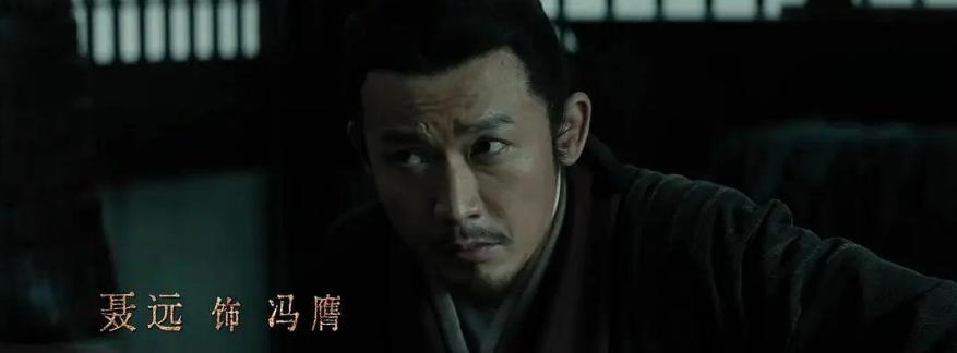 给2022年“进步最大的十位男演员”排个名：靳东第十，王骁第二