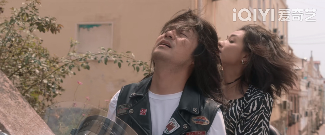 张子枫雷佳音面试,雷佳音张子枫天才基本法男明星