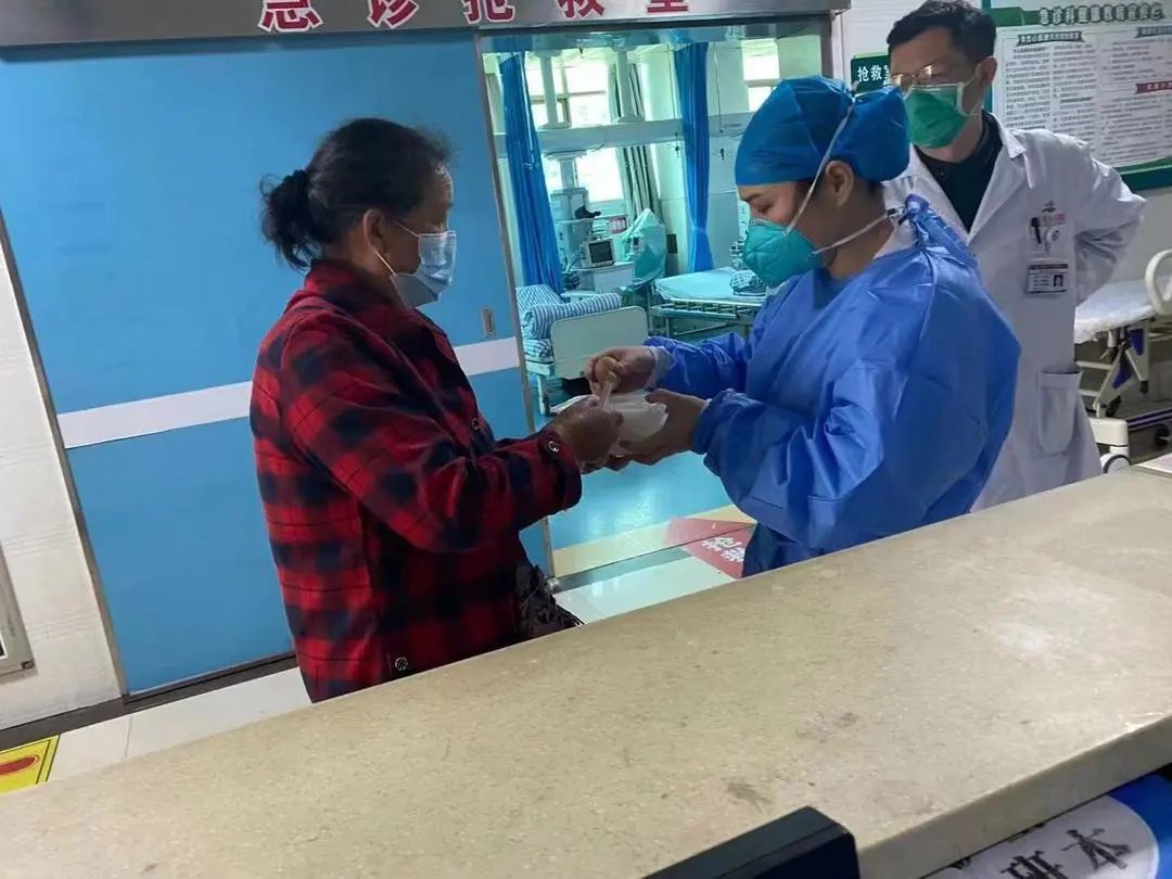 高安人民医院急诊科照片,高安人民医院急诊科救治