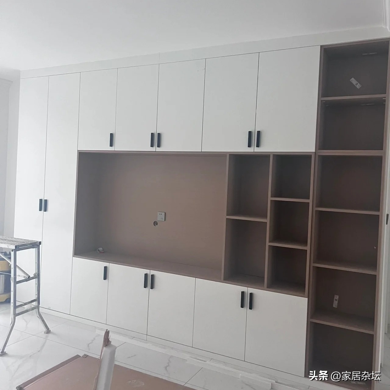 满墙电视柜一年后的使用感受,满墙电视柜到底实用吗