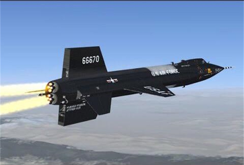 一组真实的照片:120米的长距离水漂,墨西哥的陶土武士