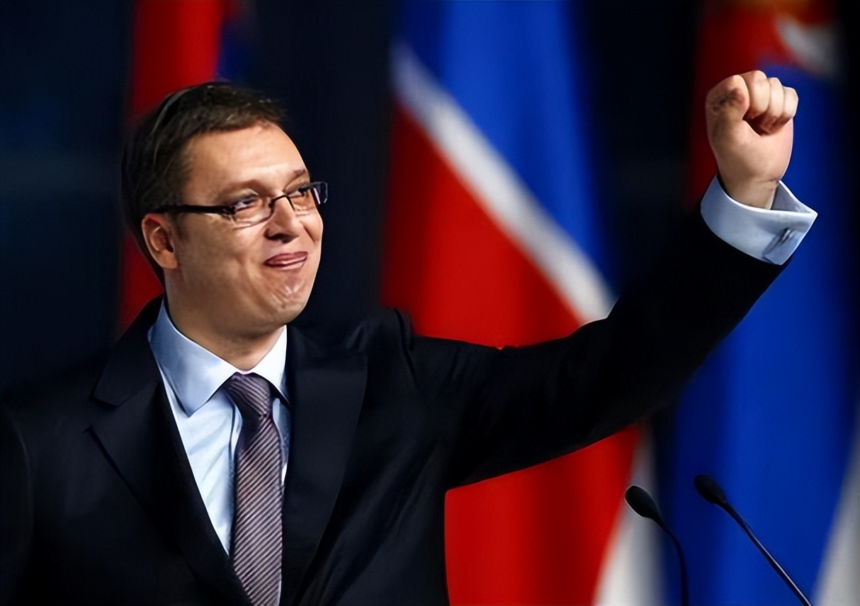 武契奇塞尔维亚和普京,塞尔维亚武契奇普京