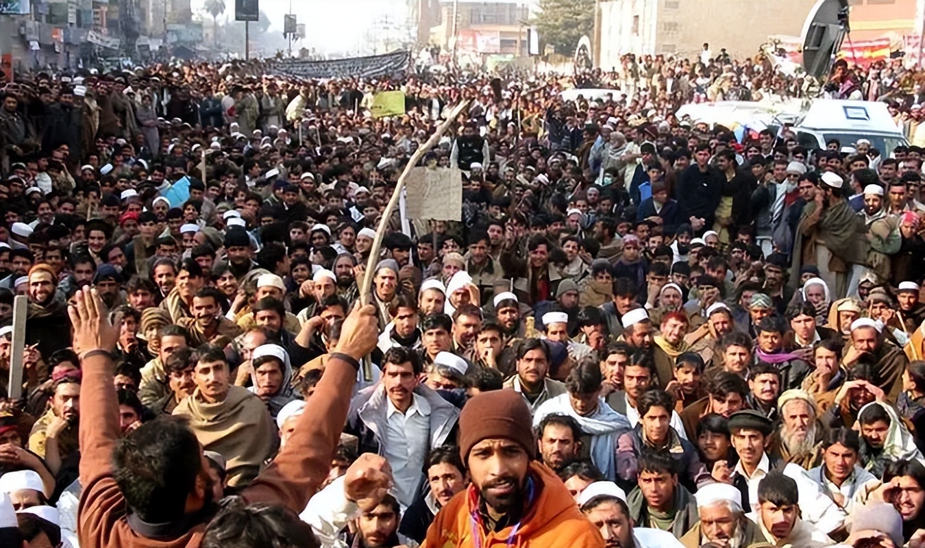 穆沙拉夫一路走好,穆沙拉夫之后的巴基斯坦总理