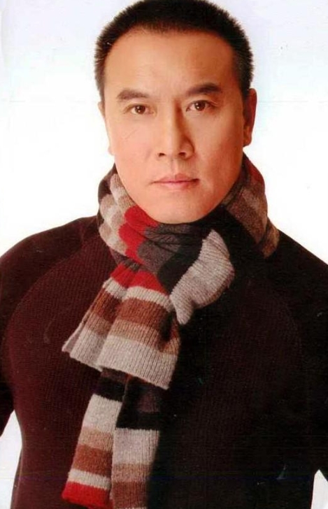 张山女儿张嘉芸和陈佩斯一家关系,张山女儿与陈佩斯