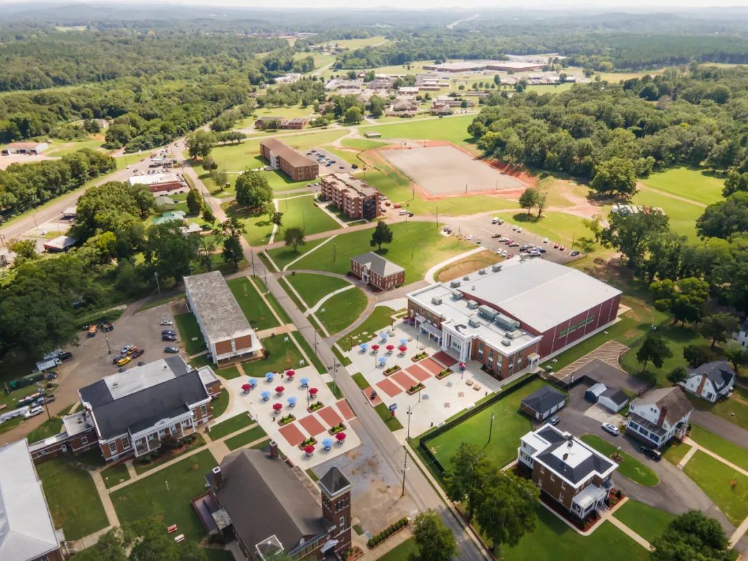 学费较低的美国大学,学费最贵的私立大学