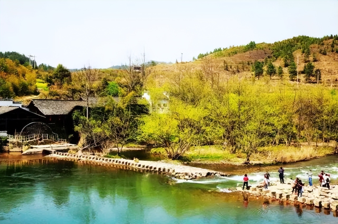 30个最美小城你去过哪几个了,10个国内此生必去的美丽小城