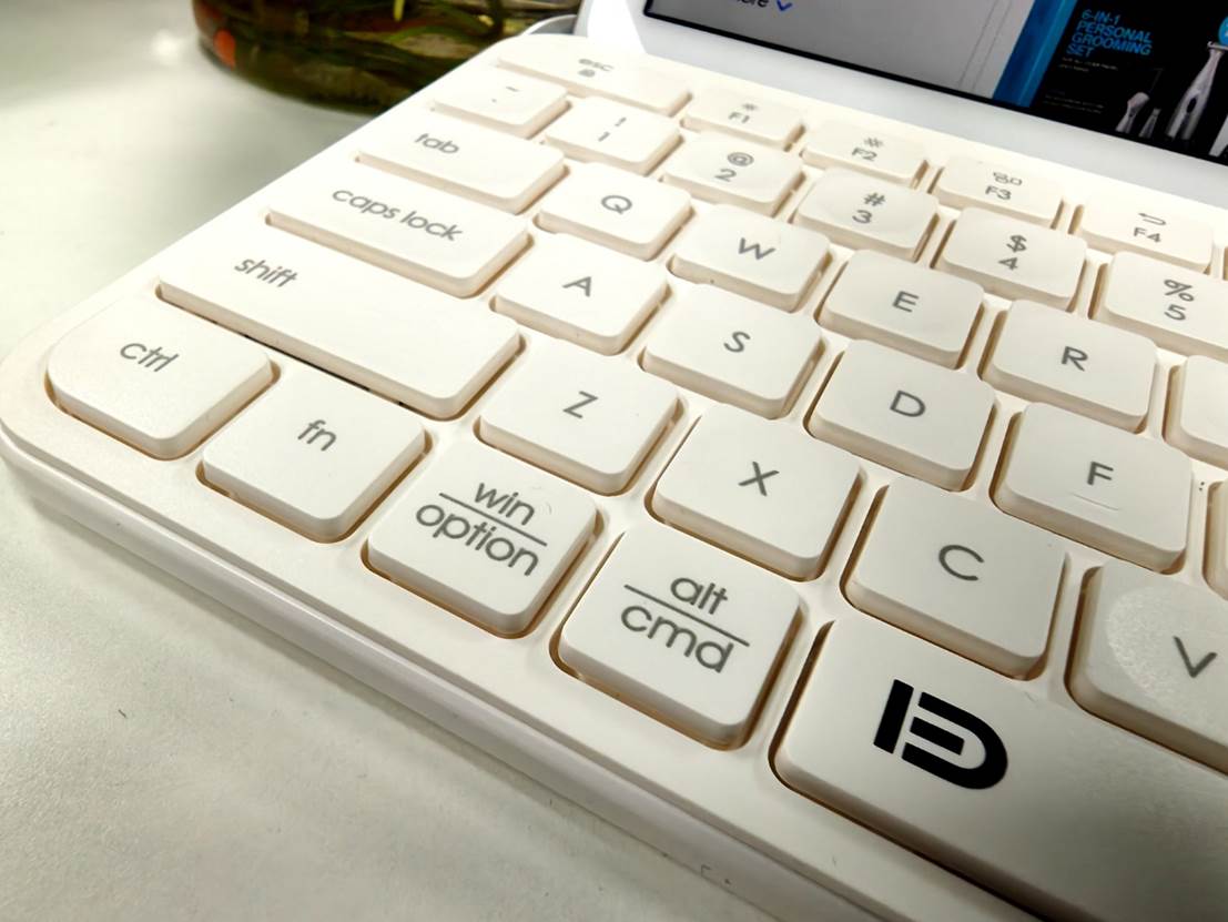 手机平板都可以用的键盘鼠标,手机平板电脑都可以用的键盘