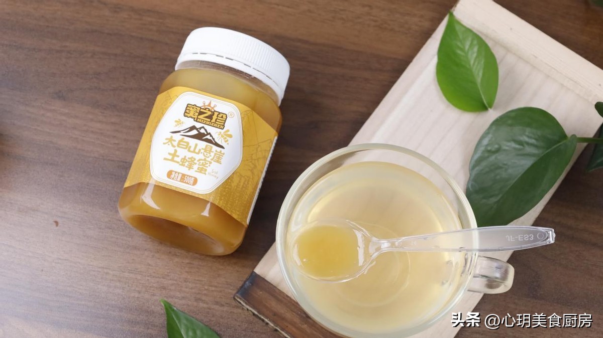 买蜂蜜怕买到人工蜜,购买蜂蜜的正确方法