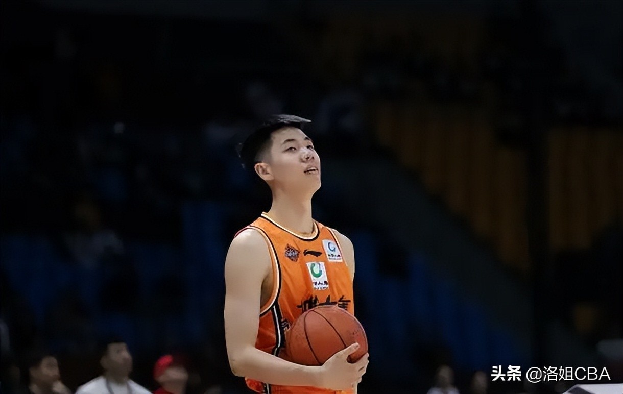 cba最新消息胡金秋,cba三消息