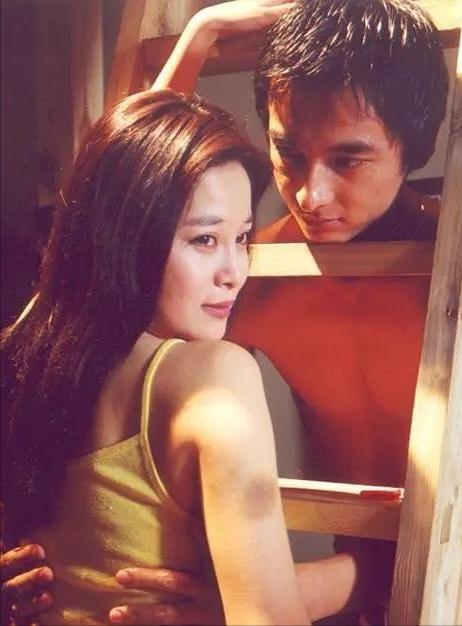 8大“海岩女郎”现状：有人幸福美满，有人嫁伪豪门老公负债过亿