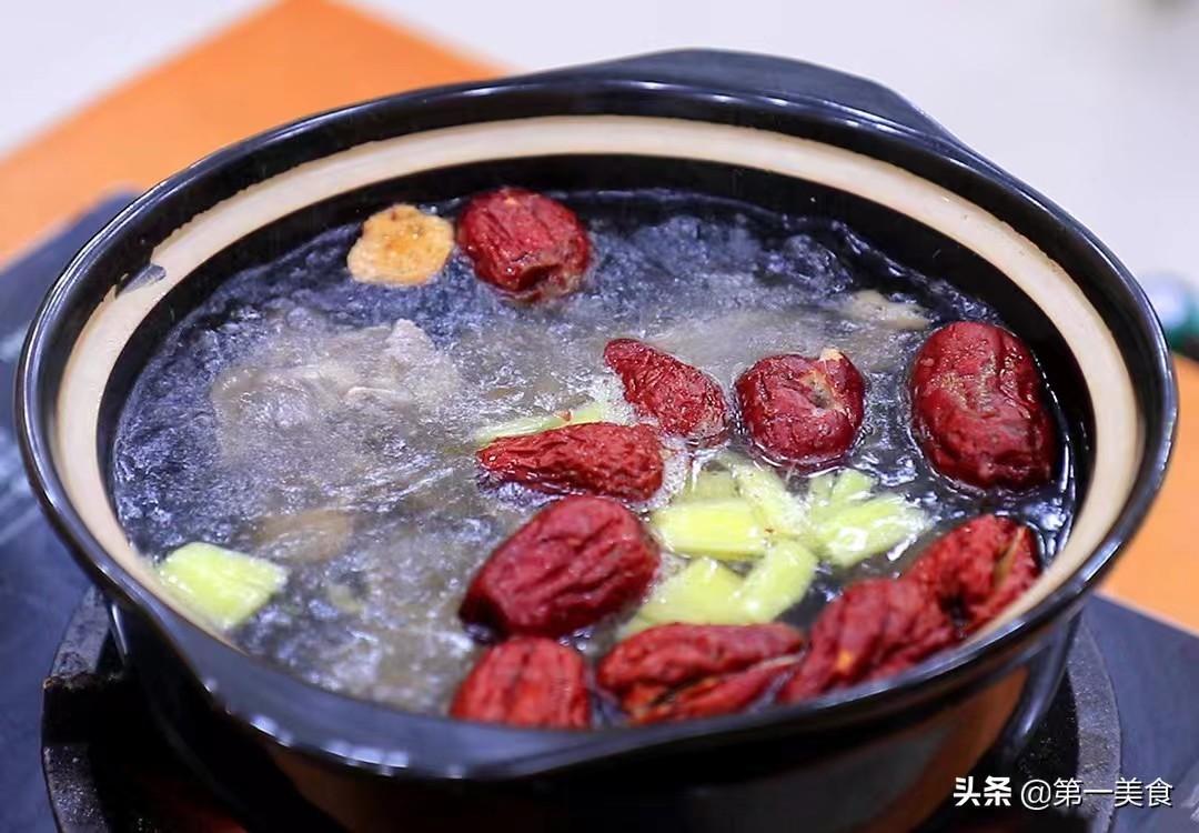 夏季美容养颜汤的六种做法,夏天喝什么汤美容养颜