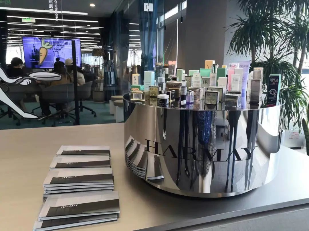 化妆品标签跟进口中文标签区别,化妆品无中文标签标准