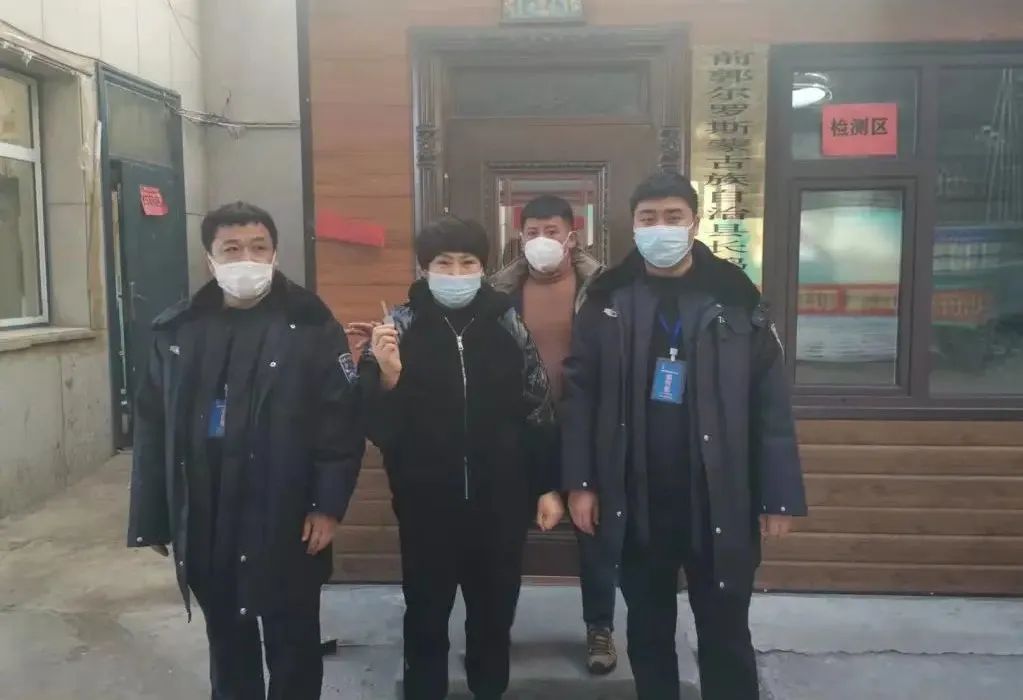 关于战疫时期的温暖瞬间,战疫中的温暖瞬间