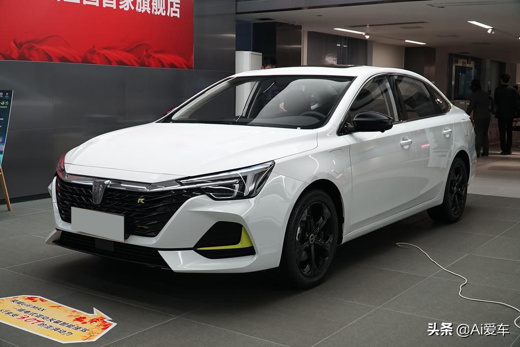 荣威ei6油电混合b级车1.4t,油电混合动力车型荣威ei6max