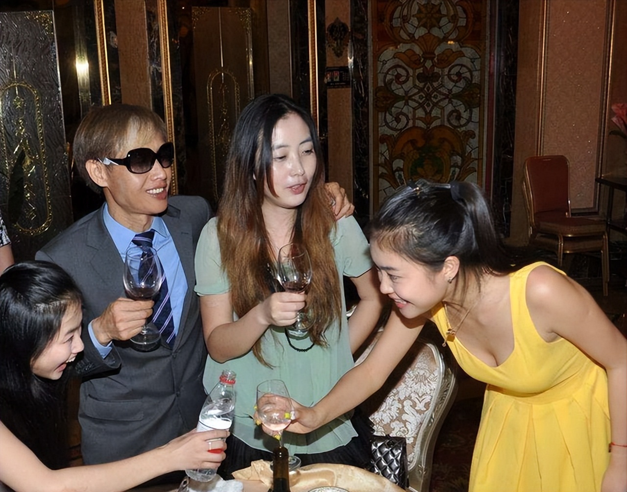 从放映员到影视大亨,从演员奋斗到大导演