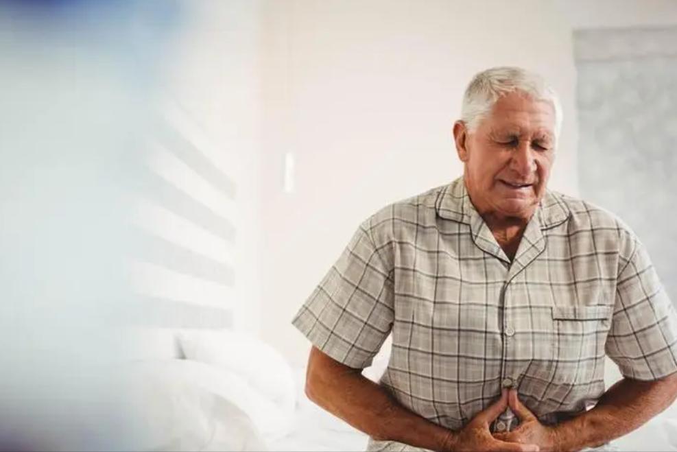 老年人尿频尿裤子有什么解决方法,老年人尿频尿裤子需要做哪些检查