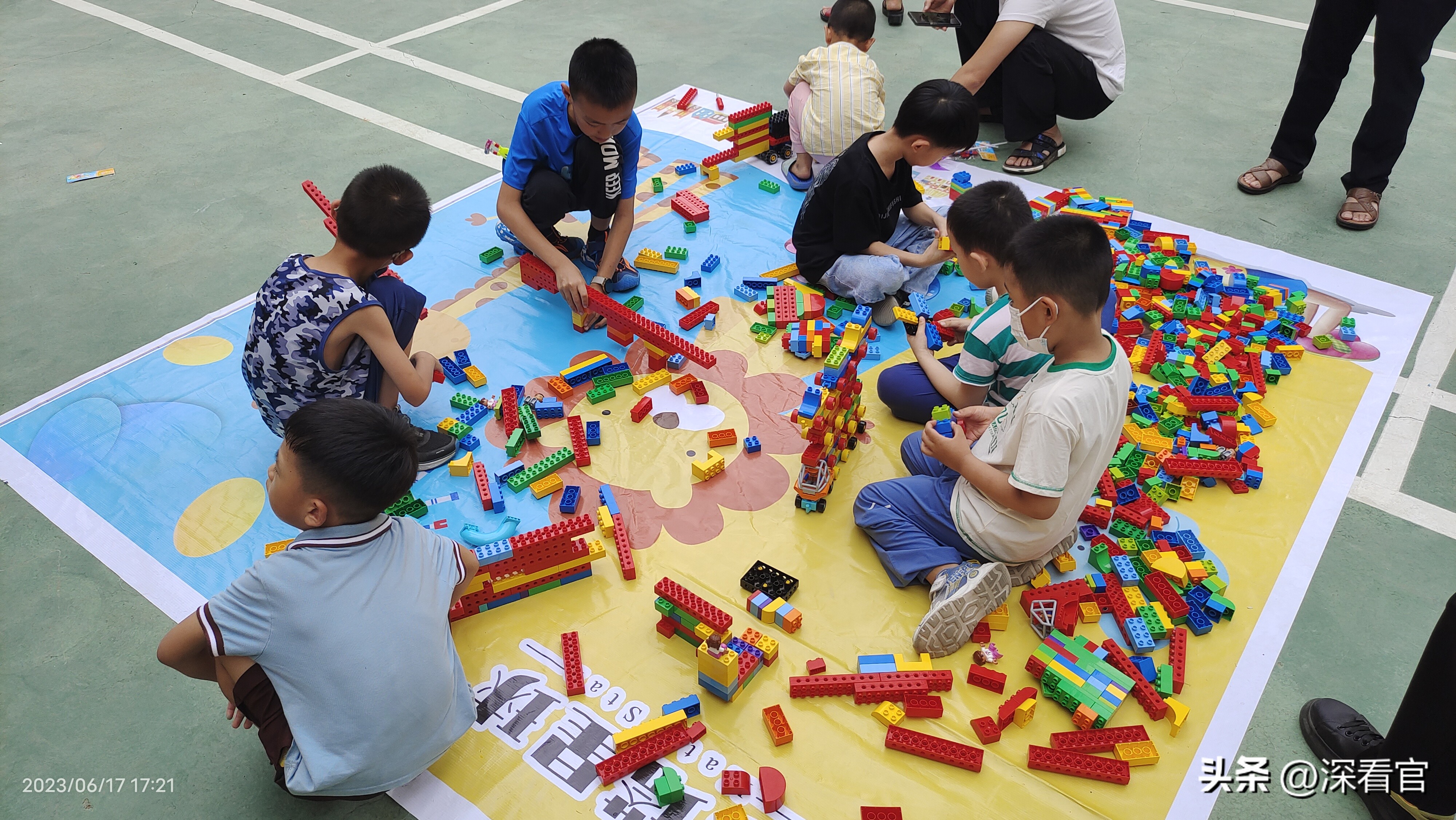 紫光园社区开展“信用+亲子互动”趣味游戏助力美德诚信新城建设