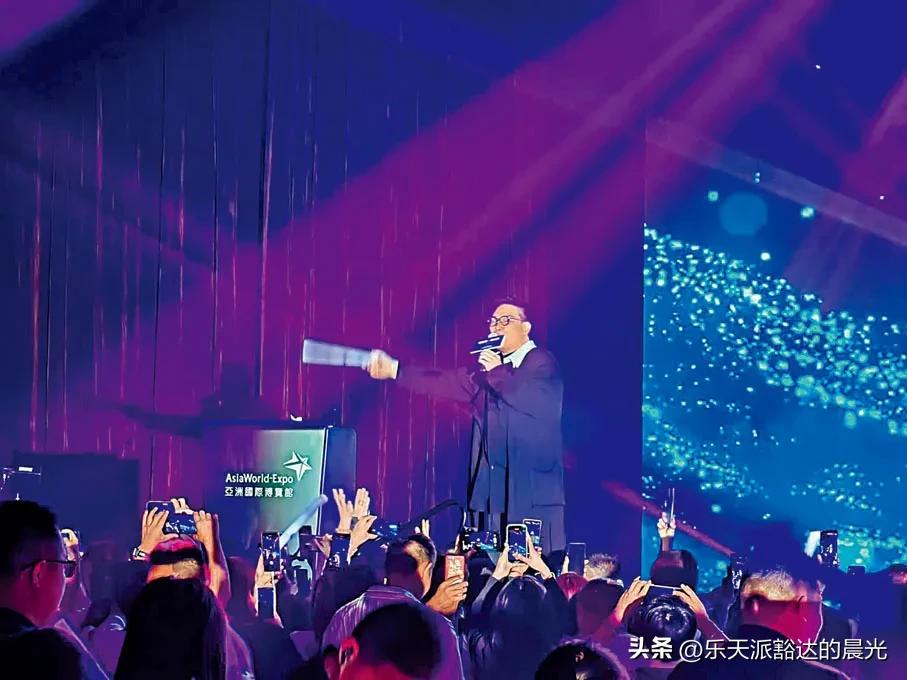 旅行团2000块的港澳游,2000人的旅游团