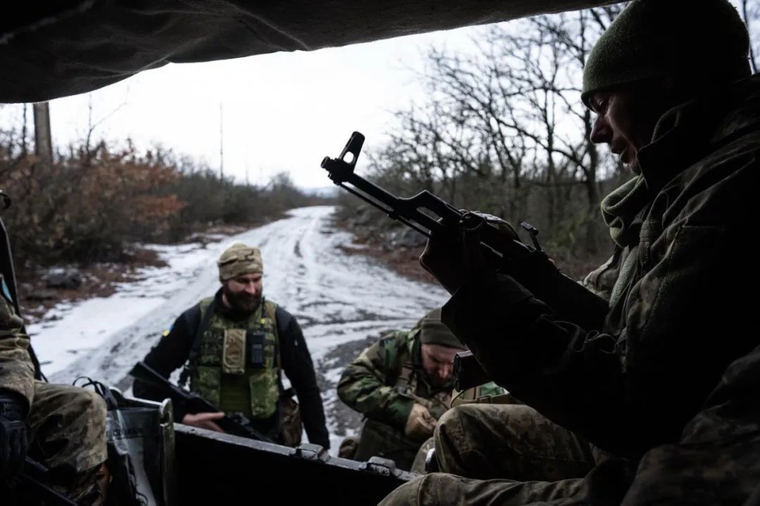 用俄罗斯的钱帮乌克兰,打赢俄罗斯?俄大使直言:他们没那个胆