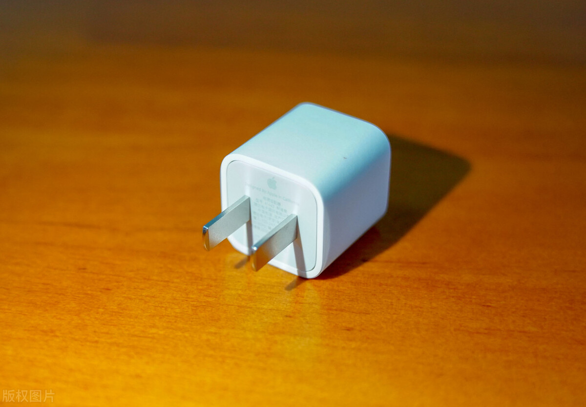 彻底禁用苹果手机？外媒：俄罗斯霸气，库克急了！