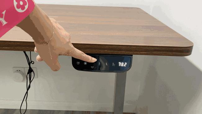 升降桌可站可坐可半蹲上班,升降桌可移动站立办公