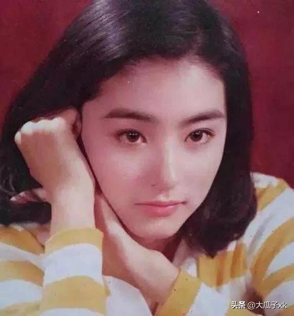 90年代年轻时的颜值巅峰女神,惊艳全球的十二位神颜美女